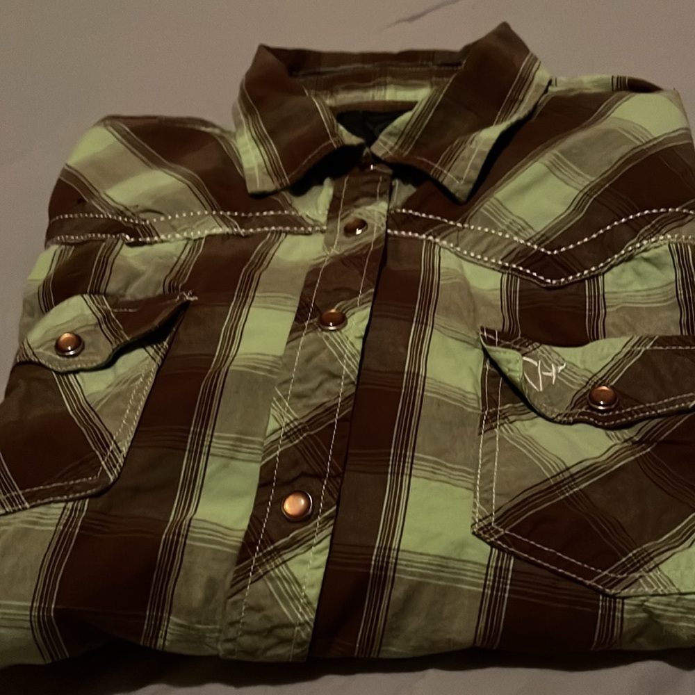 “COWGIRL HARDWARE”WESTERN PEARL SNAP UP LONG SLEEVE WESTERN SHIRT  SIZE WOMENS M